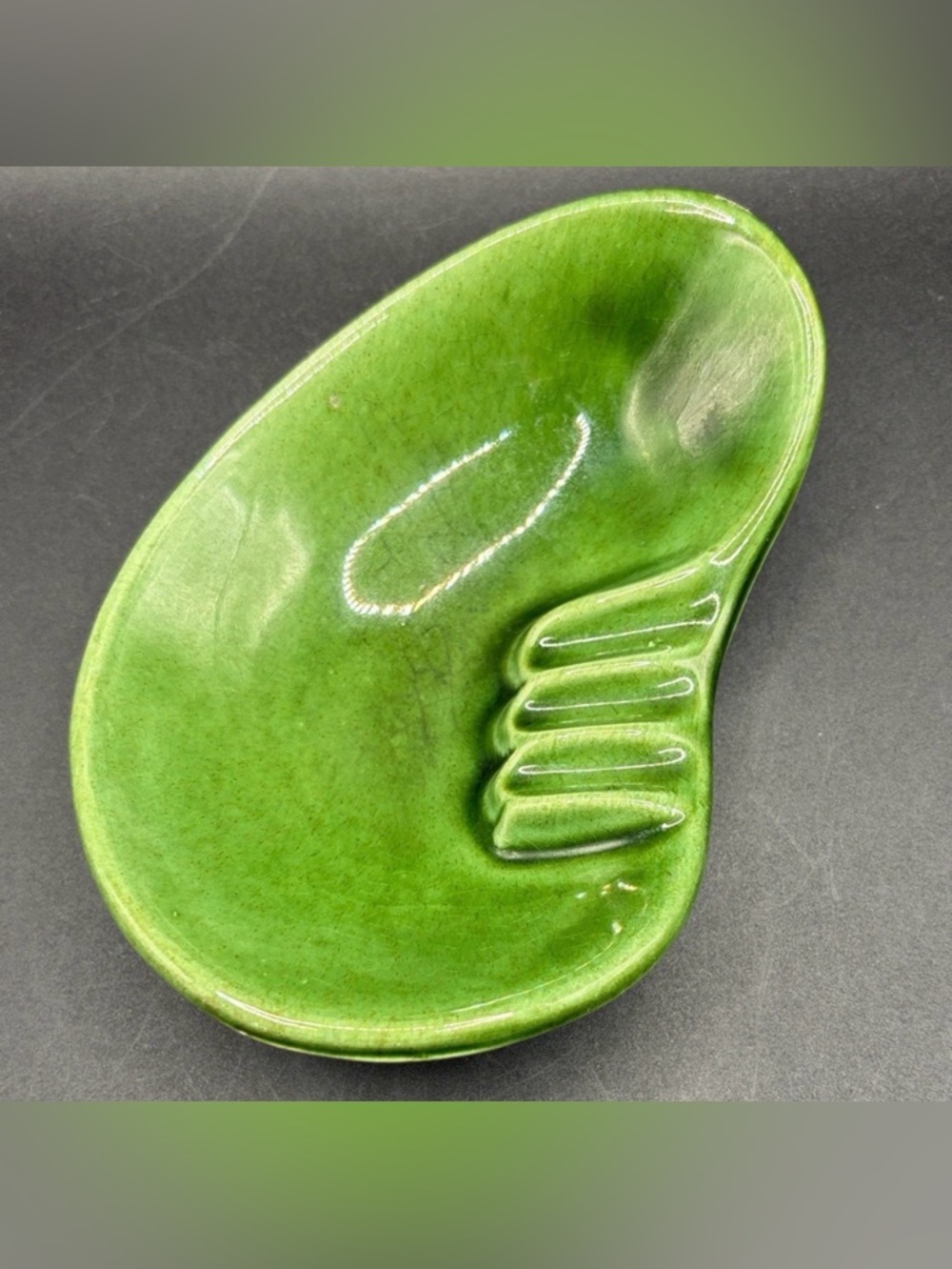 Vintage Mid Century Green Glazed Kidney Shaped Ceramic Trinket Dish Ashtray USA